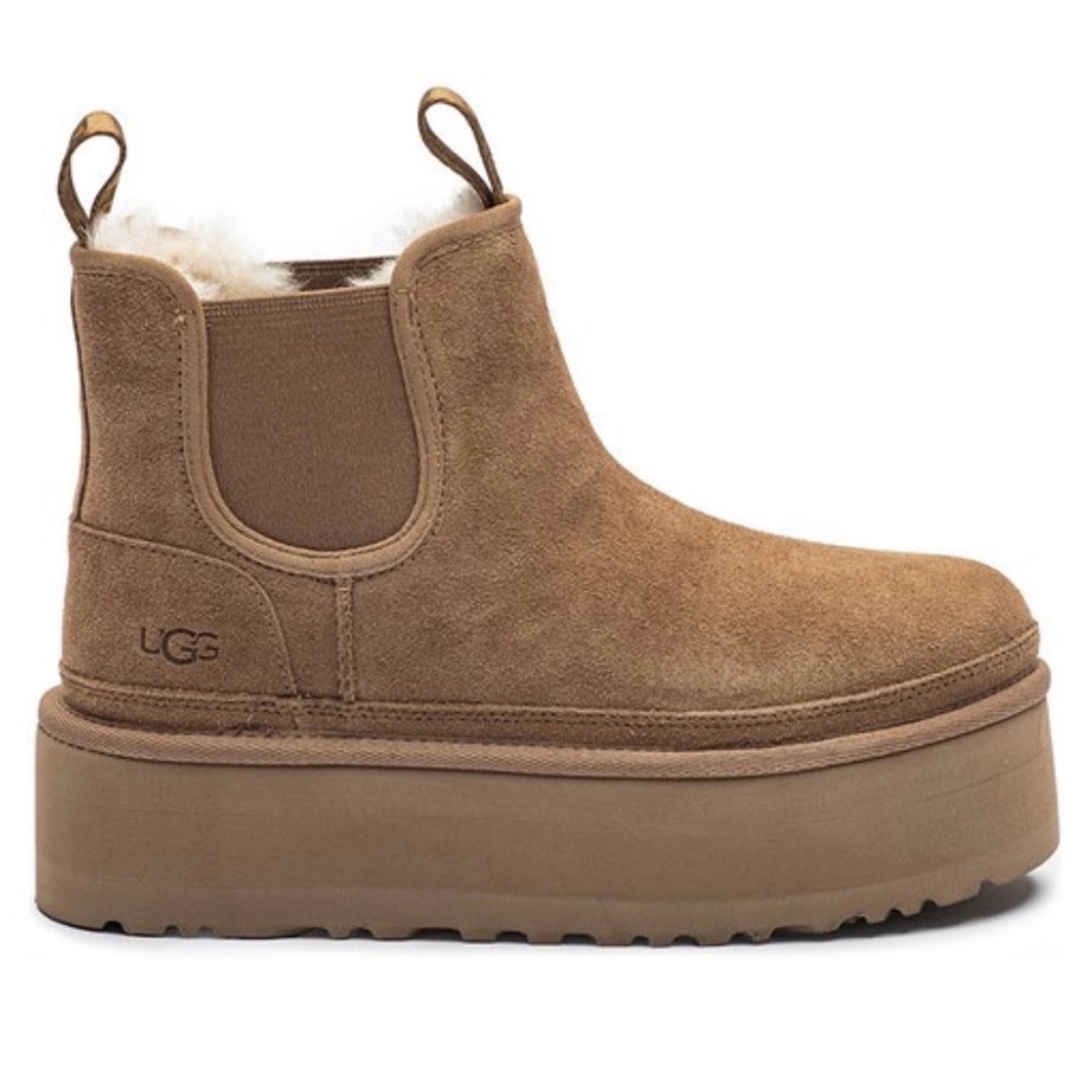 UGG Neumel Platform Chelsea Boot